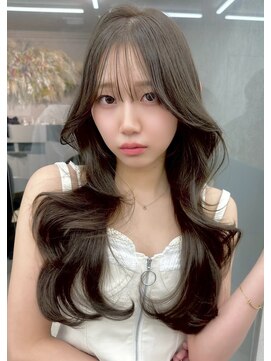 髪質改善サロン hearts. 熊本/縮毛矯正/レイヤーカット/ショートボブ【ハーツ】 グレーブラウンイメチェン/バタフライカット/ダークブラウン