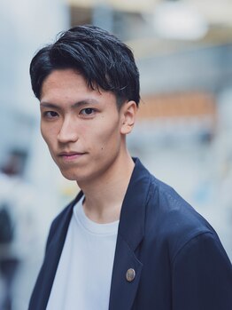 オゾン(OZON)の写真/清潔感あふれるひげと眉を演出◎毎日の身だしなみケアをお任せあれ！