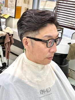 クリッパー (CLIP-PER)の写真/再現性の高いカットで、毎朝のスタイリングも時短で楽々◎ビジネスシーンにも対応した好印象スタイルに！