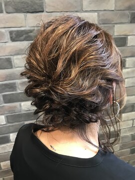 エピス 麻生1号店(epice) やる☆アレンジダウンスタイル