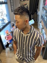 バーバー スタジオ ラフテル(Barber Studio RAFTEL)&nbsp;ソフトモヒカンスキンフェードスタイル