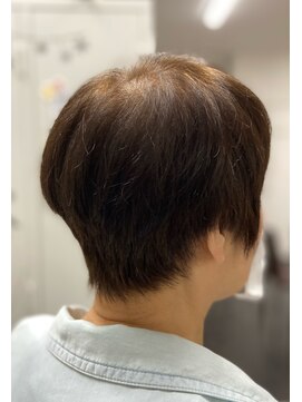 ハスカラー 吉塚店 丸みショートスタイル