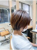 横顔美人ショート#マッシュ#くびれヘア