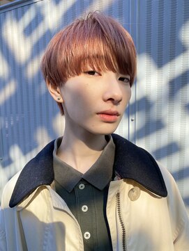 ソイ 下北沢(soi) ぱつっとラインが可愛いショート　ピンクベージュ