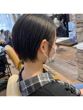 ティエル(Tiele) 丸みショート