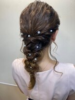 およばれヘア　アレンジ　結婚式　編みおろし