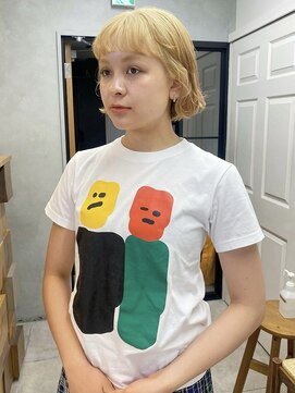 レス 伏見(LESS) ブロンドカラー