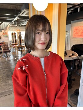 ファンファンバイルー 岐阜(fan fun by Rooo) オリーブカラー透明感カラーボブ