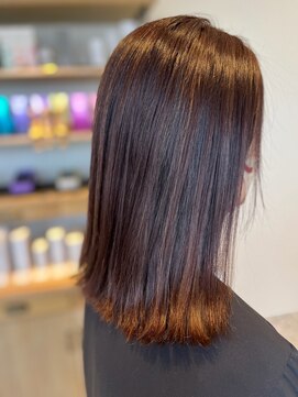 エム 門司店(EMU) 美容液を含んだカラーで艶が長持ち♪