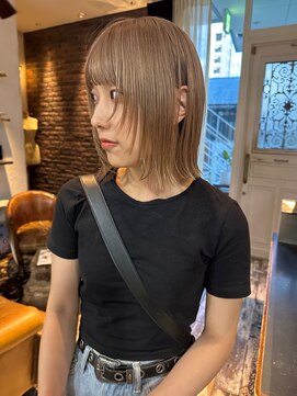 トレンチ(TRENCH) レイヤーカット ベージュカラー ダブルカラー