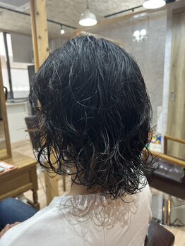 レム(Rem.)の写真/実力派男性スタイリスト在籍☆センターパートなどトレンドスタイルも再現可能◎清潔感ある好印象ヘアに!