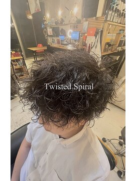 アンダーカバー UNDERCOVER 20代_30代_ツイスト_スパイラル_波巻き_メンズ_ビジネス