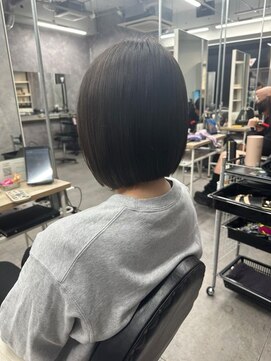 ワンクリエーション 愛甲石田店(ONEcreation) アンブレラカラー前髪クールショートイメチェン