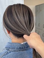 ジュイル ハラジュク(JEWIL HARAJUKU) まとめても美しいバレイヤージュ