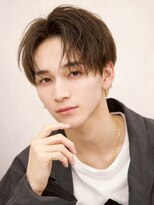 ルーシー 名古屋栄(LUCEY) センターパートニュアンスパーマフェザーパーマ波巻きパーマ
