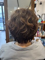 フリー(Free) くせ毛風ニュアンスパーマ×大人ショート【40代50代60代】
