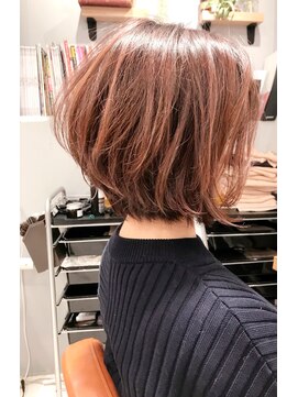 ミッシェル アフロート(michelle afloat) 20代30代40代50代Cカーブカット前下がりこなれレイヤーボブ