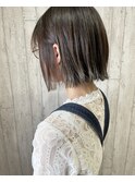 【ひとみ】透明感アッシュグレー切りっぱなしボブ