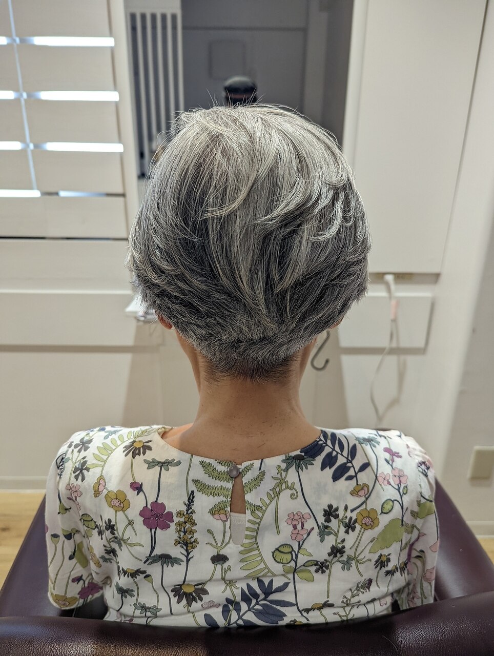 ロマンスグレーショートヘアー：L170891101｜アルス ウィズ アクロス