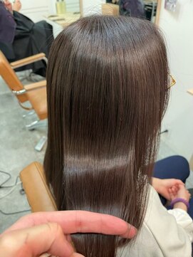 イオエ 岡本(ioe) 髪質改善/チェリーブラウン/モード/ダークアッシュ/イメチェン