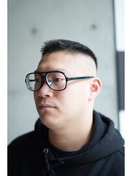 ありとみ クロップスキンフェード