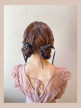 オッジバイケンジ(oggi by KENJE) 【misa】ツインおだんごアレンジ/結婚式ヘアセット