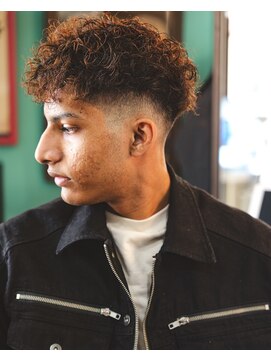 リットインダハウス(LIT INDA HOUSE) スペインカール