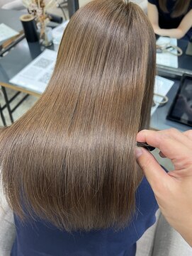 ラヴィエ(RAVIE) 【半田・髪質改善】縮毛矯正/トリートメント/マンツーマン