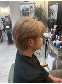フェザーマッシュ×ミルクティーベージュ