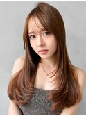 ミルクティーブロンドくせ毛風カール前髪うるツヤ外ハネボブ