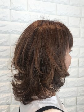 ワンピース(ONE PEACE) 伸ばしかけミディアムアレンジ