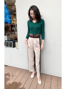 ヴィコロ(vicolo) グレイカラー＆ストカール、ノンジアミン処理します。