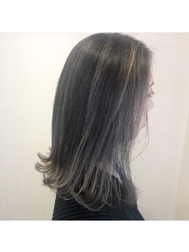 ヘアーアンドビュー ティーリタ 蕨(RITA) ハイライトグレージュカラー