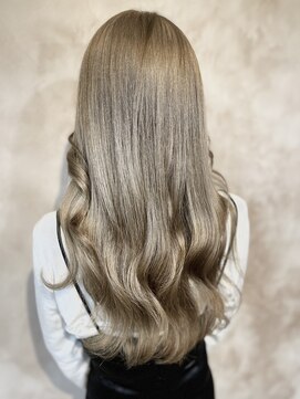 アンティーカ バイ エレノア(Antica by eleanor) ハイトーンベージュ