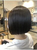 ボブ×プラチナカラー