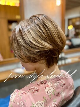 カフェアンドヘアサロン リバーブ(cafe&hair salon re:verb) ショートボブ