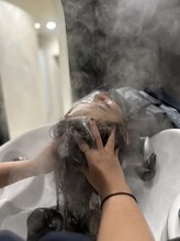RELACEの個性と得意分野様々なスタッフ紹介！非日常の癒し体験と、お客様それぞれに合う似合わせ技術を。