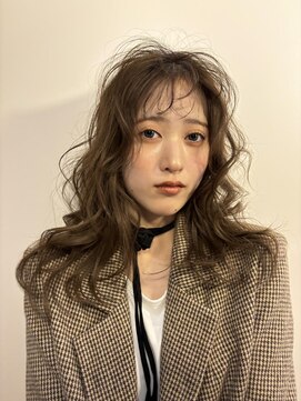 アオ(AO。) ベージュカラー/透明感カラー/顔まわりレイヤーカット/横浜