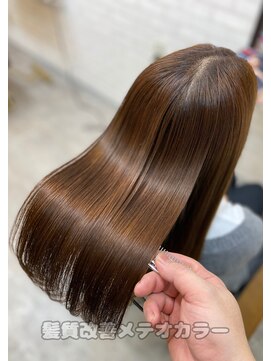 ビート(Beat) ストレート後の髪質改善メテオカラー
