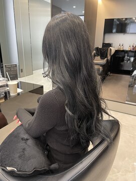 ハルキ ミナト ジャパン フクオカ(HARUKI MINATO japan FUK) ダークグレージュ/ブルベ髪色/パーソナルカラー診断