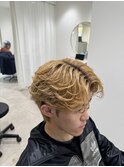 長めフェザーショート