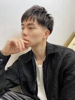 トルネード(TORNADO) スーツ短髪ツーブロック束感モテる黒髪フェザーパーマt411