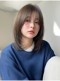 ミディアム　顔周りレイヤー　ハッシュカット　透明感　20代30代