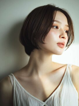 シェル 吉祥寺(shell) くびレイヤーエモージュグレージュカラーくびれショート/吉祥寺