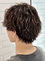 オーシャントーキョー 仙台(OCEAN TOKYO)&nbsp;ミディアムサーフカールウルフツーブロック波巻きスパイラル