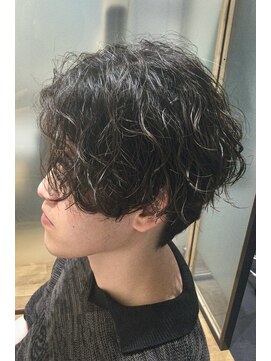 リタ オム 大宮店(RITA HOMME) センターパート×ツイストスパイラル