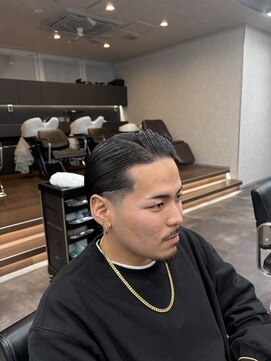 メンズサロンドットリアン(dot. lien) テーパーフェードオールバックスタイル