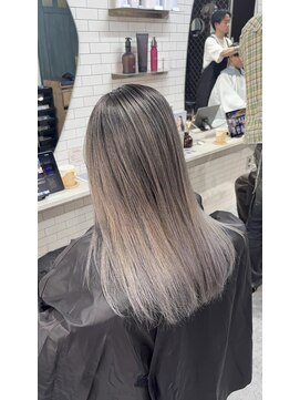 アミーゴ(AMIGO) バレイヤージュ