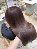 ピンクグレージュ