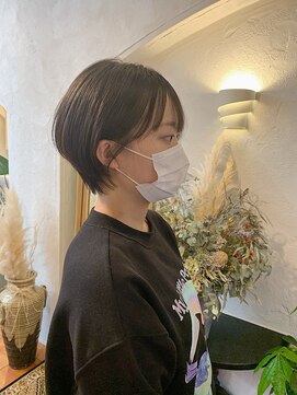 リタ(rta) ナチュラルショートボブ